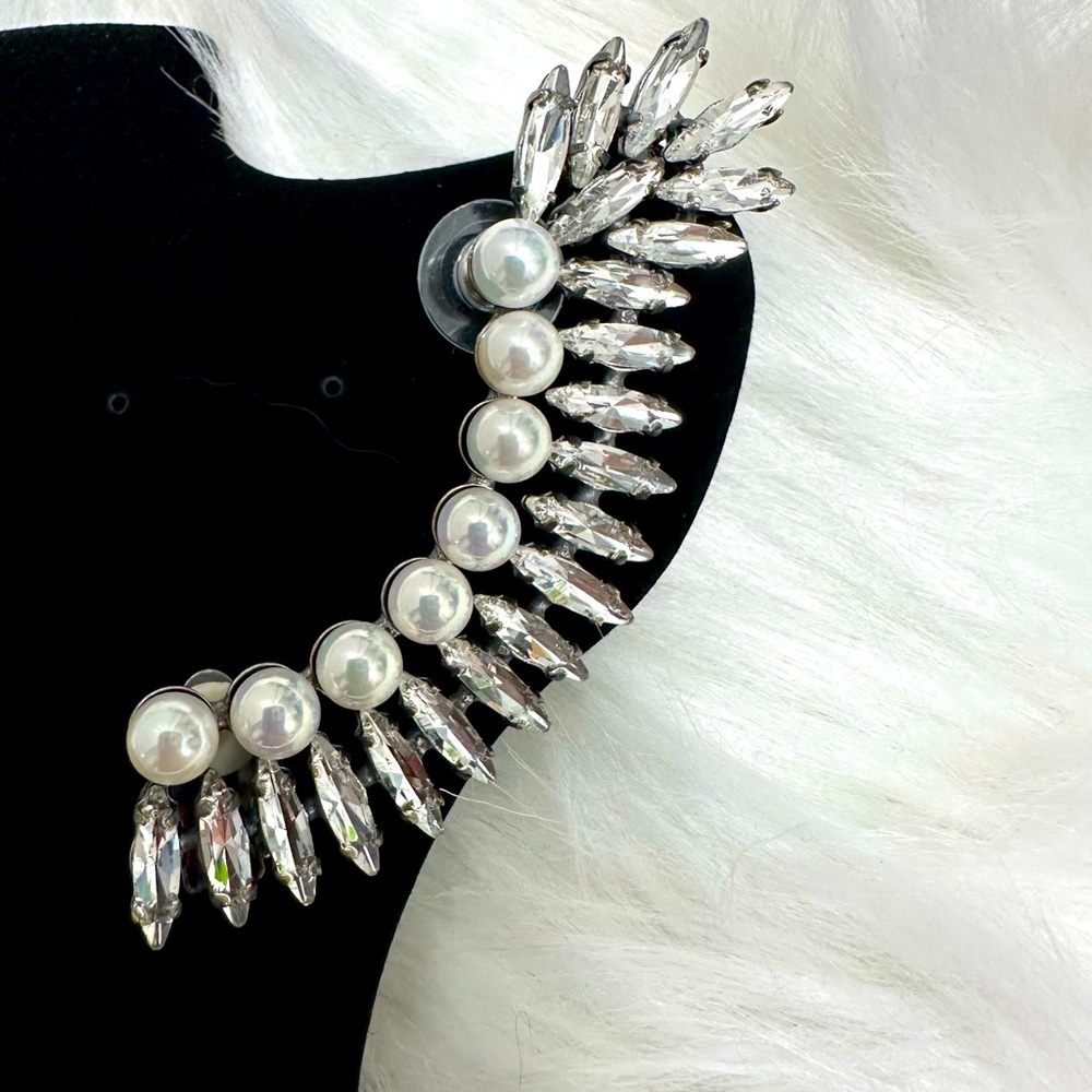 Statement Ear Cuff! Faux-Pearls & Rhinestone Silver Feather Design
